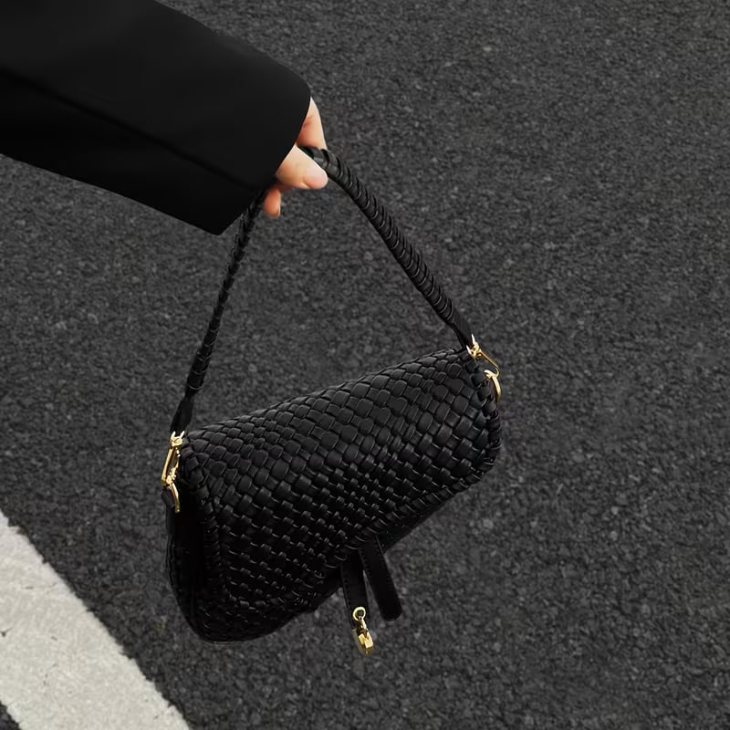 Vintage Niche Small Bag for Women, New Model in 2026, Stylish Woven Single-shoulder Saddle Bag with High-end Wide Band Cross Bag