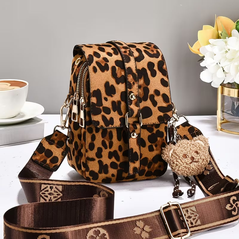 Elegant Leopard Print Shoulder Bag 