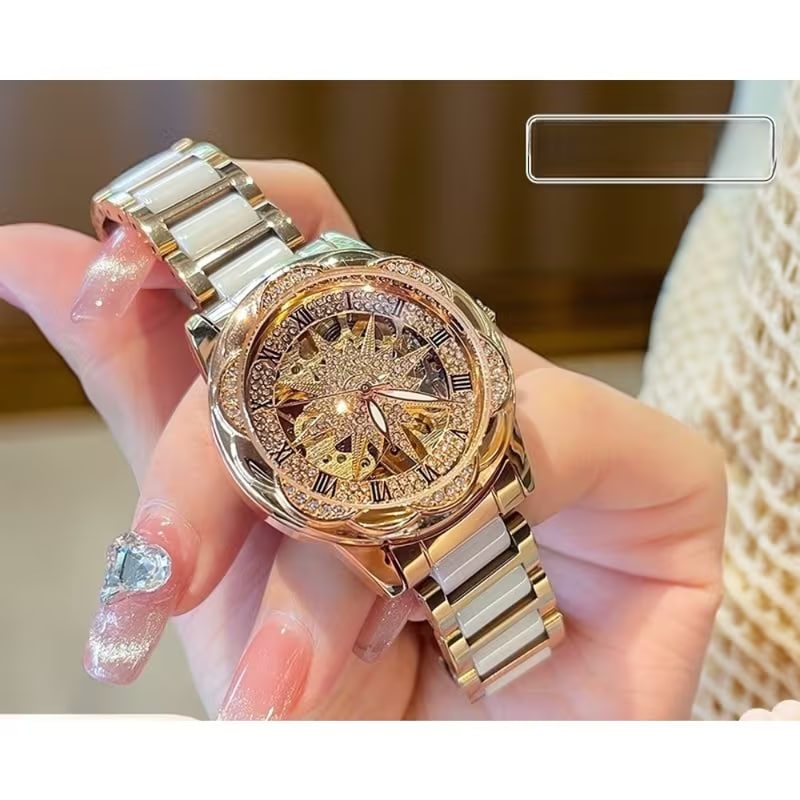 A Stylish And Trendy Casual Watch for Women
