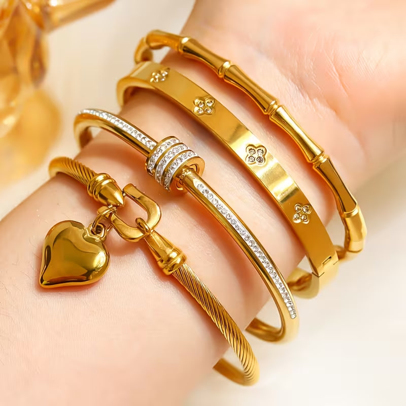 4pcs Romantic Heart-shaped Women's Stackable Jewelry Set, Made of 316L Stainless Steel with 18K Gold Plated Plating for a Premium Look