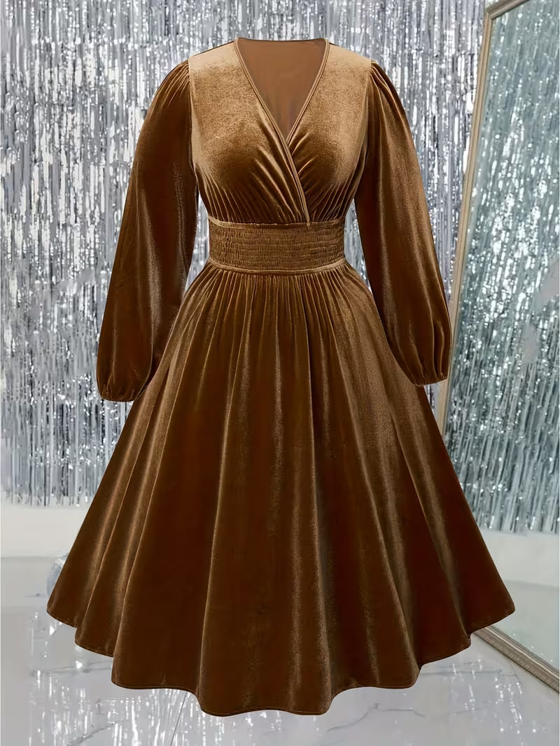 Plus Size, Elegant and Comfortable Daily Velvet Drawstring Waist Women's Plus-size Dress