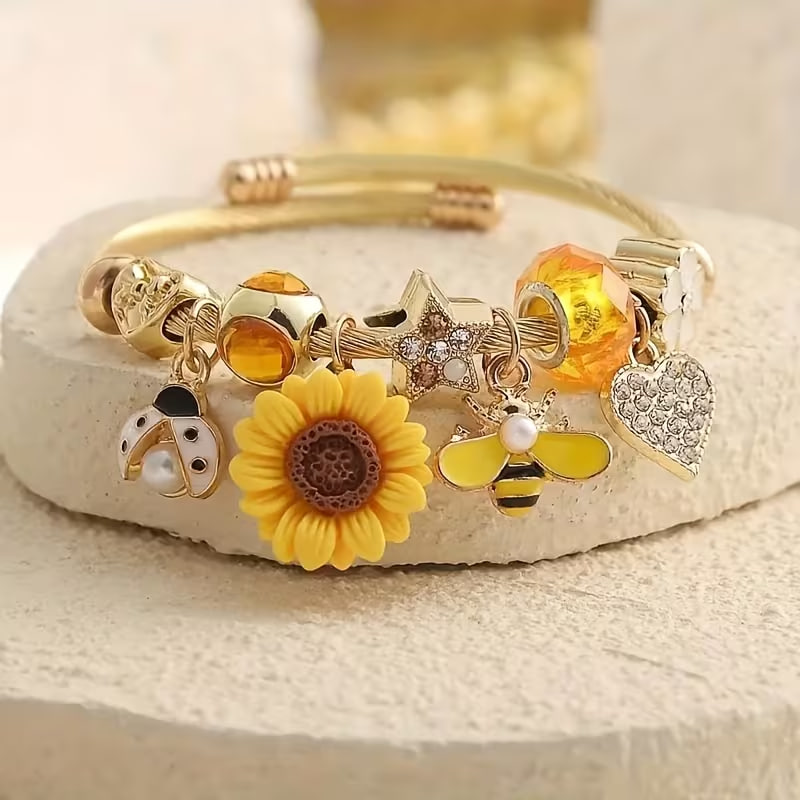 1pc Fashionable Open Bangle for Ladies with Light Luxury And Versatile Style
